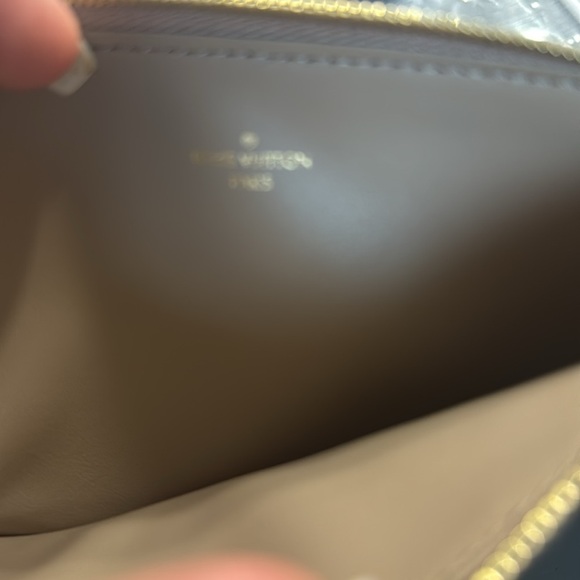 Louis Vuitton Felicie Zip Monogram Empreinte Gray Leather Pouch - Picture 5 of 5